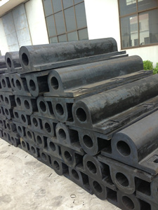 GD型橡膠護(hù)舷